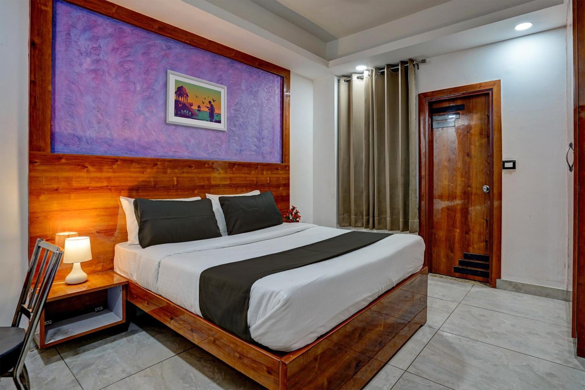 Hotel Hight Krone A Family Hotel Near Igi Airport Delhi Nueva Delhi Exterior foto